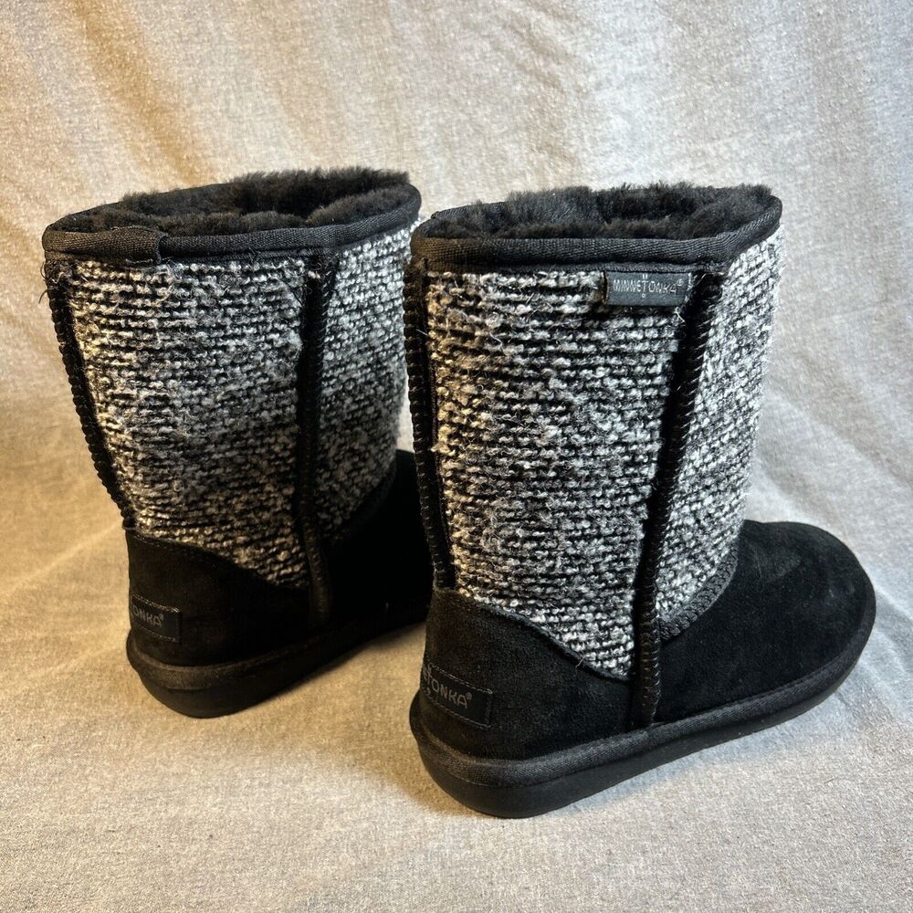 Minnetonka Moccasin Womens Suede Moccasin Boots Black Size 7